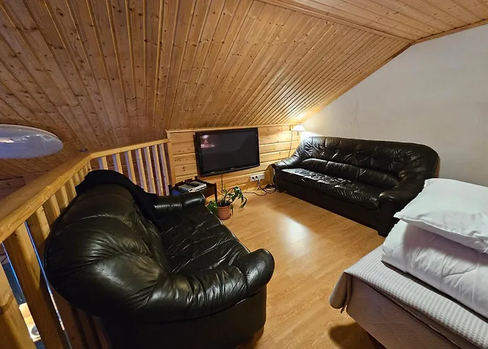 Vaarna Dağ evi Tahkovuori